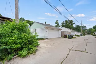 4864 N Mohawk Ave, Glendale, WI 53217 - Photo 51