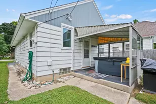 4864 N Mohawk Ave, Glendale, WI 53217 - Photo 53