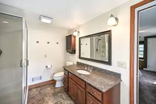 W278N1973 Lakeview Dr, Pewaukee, WI 53072 - Photo 25