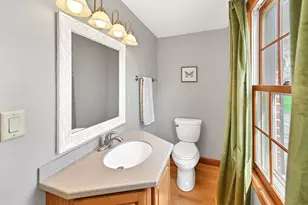 W278N1973 Lakeview Dr, Pewaukee, WI 53072 - Photo 21