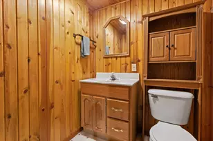 2951 S 101st St, West Allis, WI 53227 - Photo 17