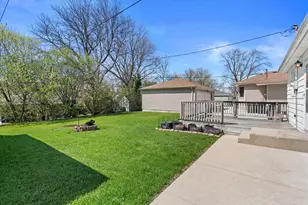2951 S 101st St, West Allis, WI 53227 - Photo 23