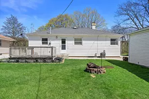 2951 S 101st St, West Allis, WI 53227 - Photo 25