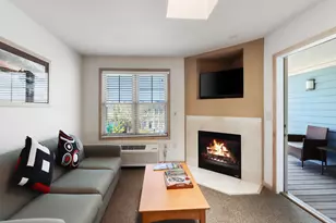 123 Center St, Lake Geneva, WI 53147 - Photo 5