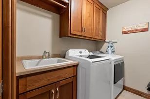 6732 Apple Blossom Ln, Wrightstown, WI 54126 - Photo 25