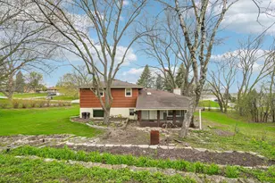 21715 Hillcrest Dr, Brookfield, WI 53186 - Photo 31