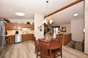 810 Rockingham Ct, West Bend, WI 53090 - Photo 7