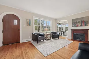 208 Oakland Ave, Waukesha, WI 53186 - Photo 5