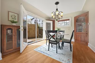 208 Oakland Ave, Waukesha, WI 53186 - Photo 9