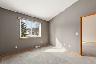 885 Cumberland Ln, Port Washington, WI 53074 - Photo 15