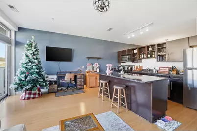 1902 N Commerce St #504, Milwaukee, WI 53212 - Photo 3