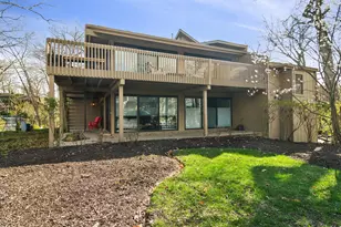 501C Abbey Springs Dr, Fontana, WI 53125 - Photo 29