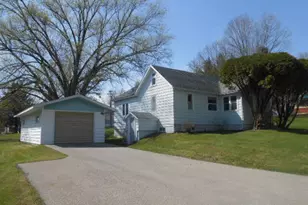 221 N Elm St, La Farge, WI 54639 - Photo 3