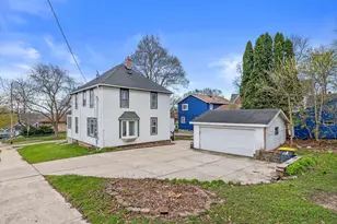 140 Spring St, Waukesha, WI 53188 - Photo 39