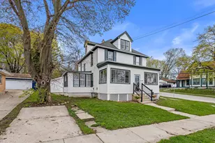 140 Spring St, Waukesha, WI 53188 - Photo 3