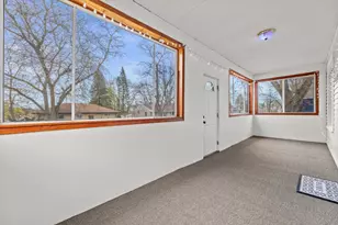 140 Spring St, Waukesha, WI 53188 - Photo 41