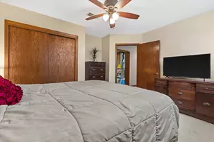 1254 Market Pl, Waukesha, WI 53189 - Photo 13