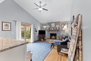 N42W5598 Wilshire Dr, Cedarburg, WI 53012 - Photo 3