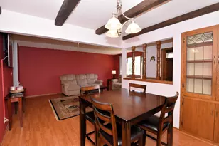 5132 S King Arthurs Ct, Greenfield, WI 53221 - Photo 9