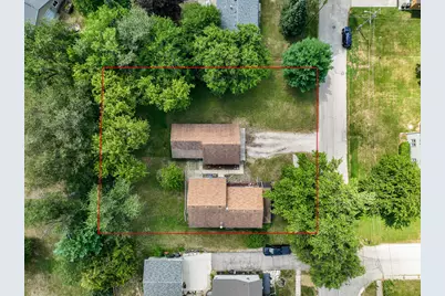 108  Grove Ave, Genoa City, WI 53128 - Photo 5