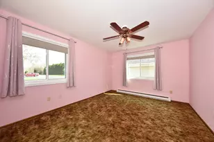 10237 Whitnall Edge Dr, Franklin, WI 53132 - Photo 13