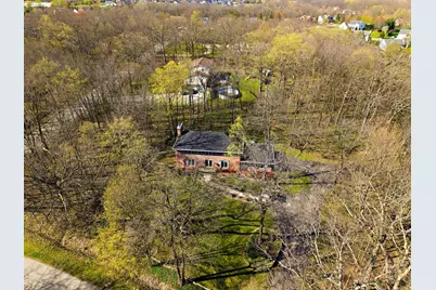 4550 W Thorncrest Dr, Franklin, WI 53132 - Photo 35