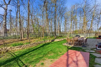 4550 W Thorncrest Dr, Franklin, WI 53132 - Photo 33