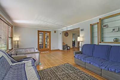 2026 N Wisconsin St, Racine, WI 53402 - Photo 3