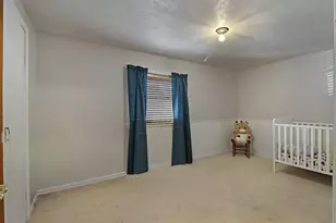 2026 N Wisconsin St, Racine, WI 53402 - Photo 17