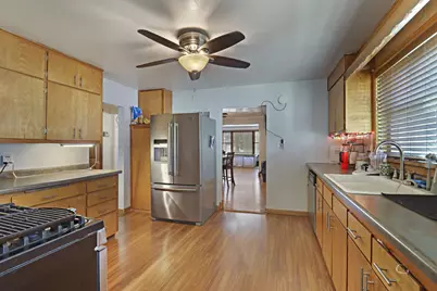 2026 N Wisconsin St, Racine, WI 53402 - Photo 7