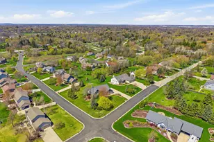 W136N6719 Claas Rd, Menomonee Falls, WI 53051 - Photo 51
