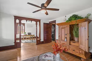 N86W16387 Appleton Ave, Menomonee Falls, WI 53051 - Photo 3