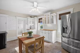 N86W16387 Appleton Ave, Menomonee Falls, WI 53051 - Photo 13