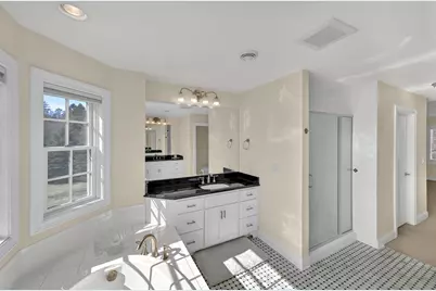 13300 N Silver Fox Dr, Mequon, WI 53097 - Photo 15