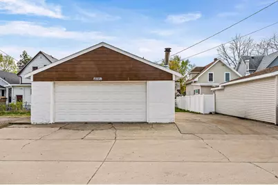 2135  Market St, La Crosse, WI 54601 - Photo 25