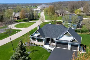 1260 Deer Ct, Geneva, WI 53147 - Photo 3