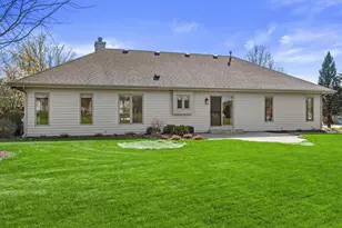 209 Green Valley Dr, Racine, WI 53406 - Photo 41