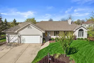 209 Green Valley Dr, Racine, WI 53406 - Photo 37