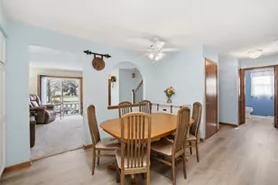 628 Westbury Ln, Delavan, WI 53115 - Photo 9