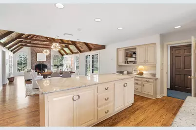 9731 N Hilltop Ln, Mequon, WI 53092 - Photo 29