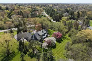 9731 N Hilltop Ln, Mequon, WI 53092 - Photo 9
