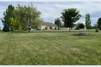 15328  Kingston Way, Racine, WI 53126 - Photo 3
