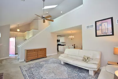 1530  Roxbury Way #126, Waukesha, WI 53186 - Photo 9