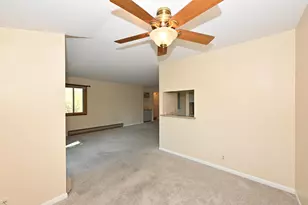 305 Cheviot Chase, Waukesha, WI 53186 - Photo 9