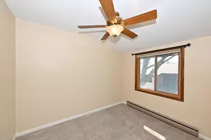 305 Cheviot Chase, Waukesha, WI 53186 - Photo 7