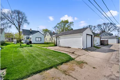 3326 S Lenox St, Milwaukee, WI 53207 - Photo 5