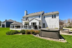 W262N2438 Deer Haven Dr, Pewaukee, WI 53072 - Photo 29