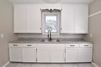 4056 N 46th St, Milwaukee, WI 53216 - Photo 15