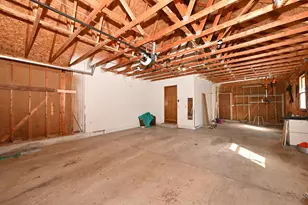 822 S Comanche Ln, Waukesha, WI 53188 - Photo 21
