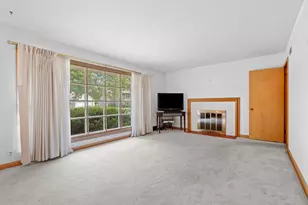 6339 N Bay Ridge Ave, Whitefish Bay, WI 53217 - Photo 11